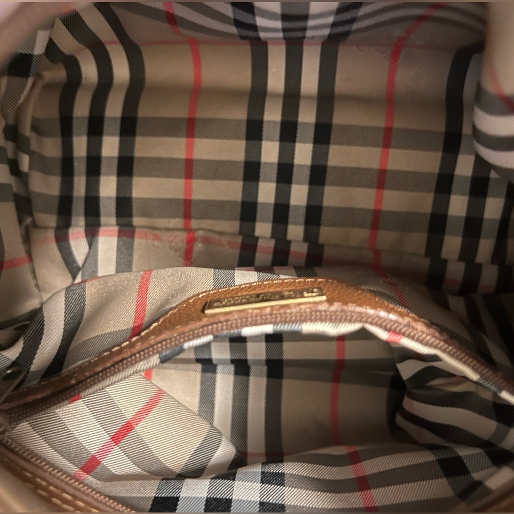Burberrys Hand-Bag🏇🏽 - Picture 5 of 12